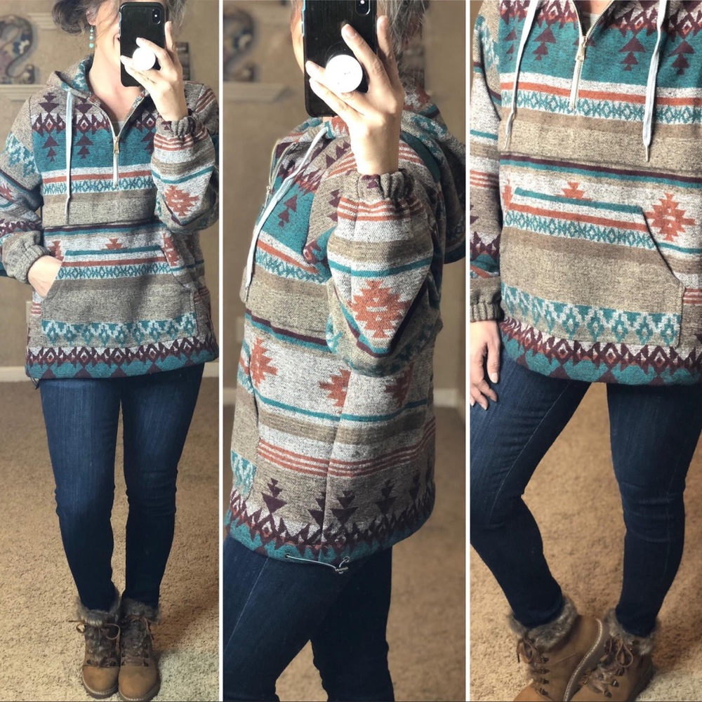Hooded pullover